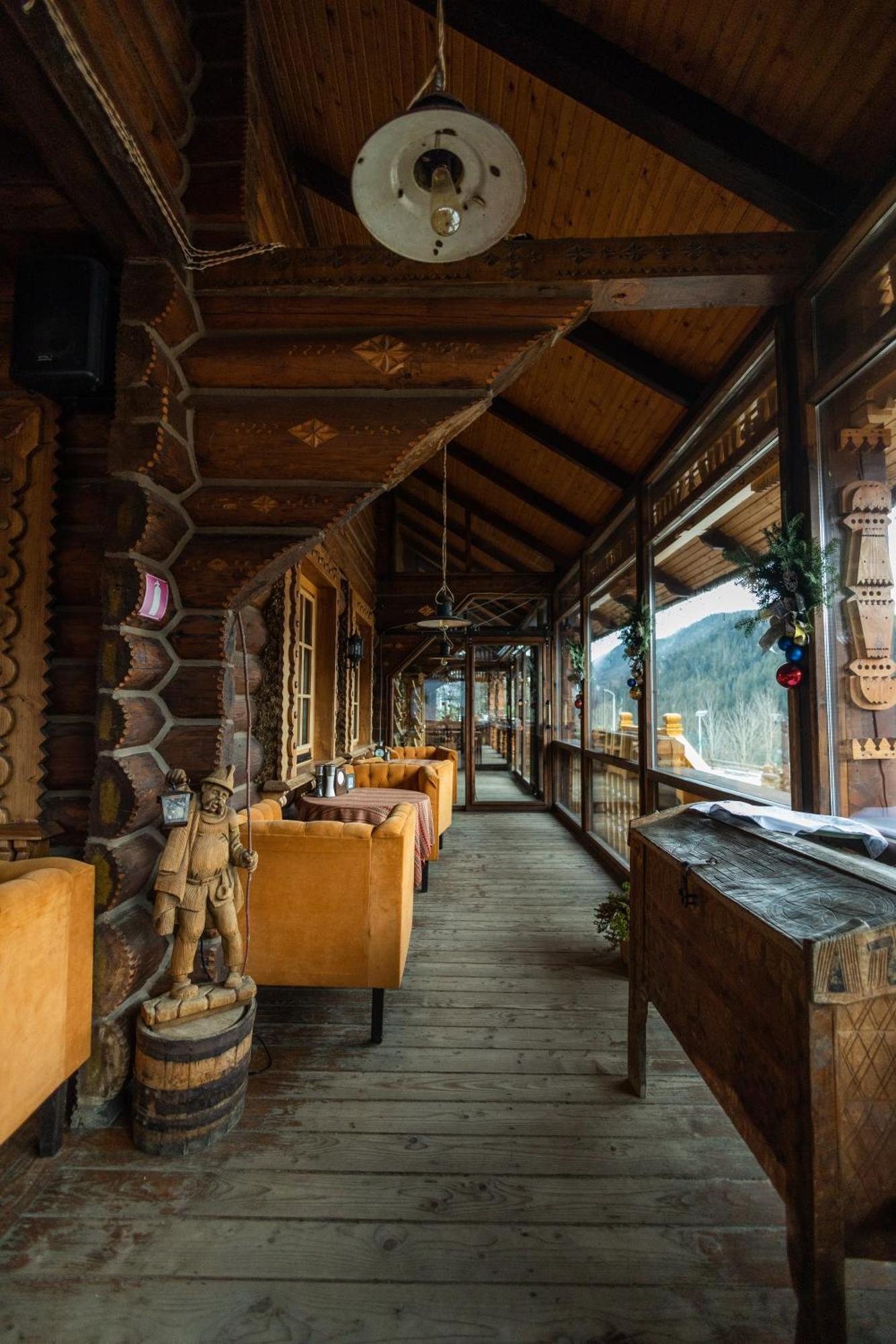 Koruna Tatariw Exterior foto